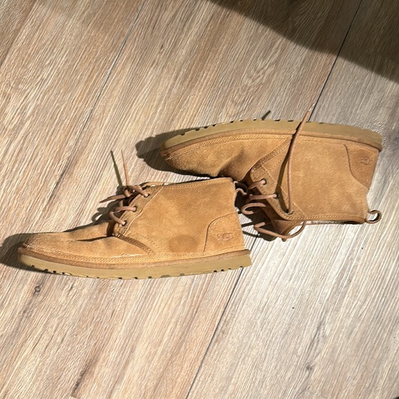 Ugg Women’s Neumel Ankle Boot - Picture 3 of 6